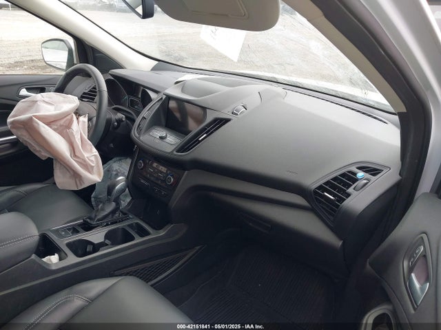 1FMCU9HD4KUA88085 Ford ESCAPE SEL