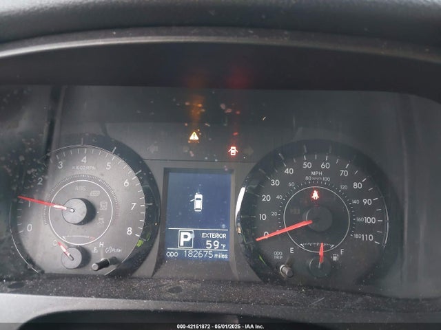 Toyota Sienna L 7 Passenger 2017 5TDZZ3DC2HS800102 Image 7