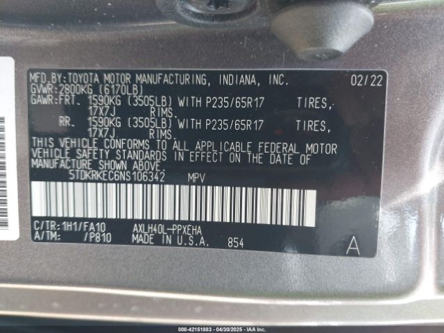 5TDKRKEC6NS106342 Toyota SIENNA LE