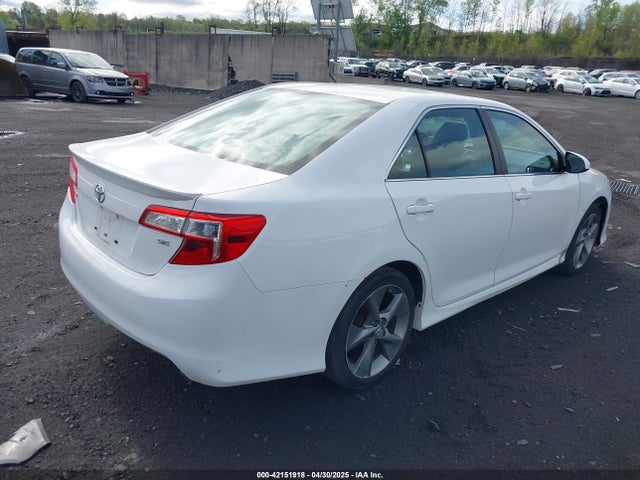 4T1BF1FK3EU306417 Toyota Camry Se Sport