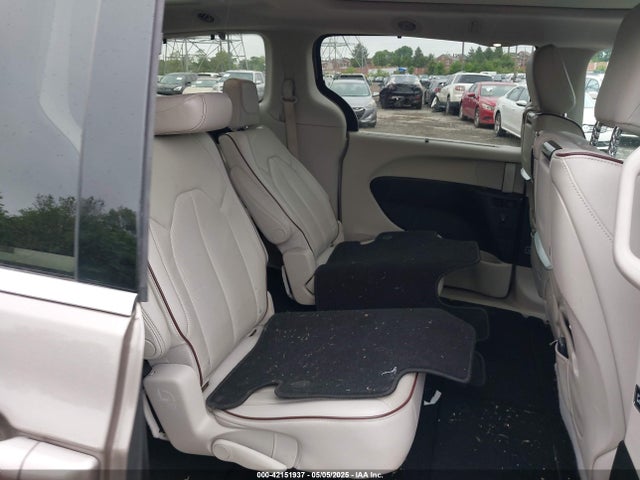 Chrysler Pacifica Limited 2017 2C4RC1GG4HR537737 Image 8