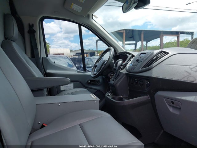 Ford Transit-250 2019 1FTYR1YM6KKB87869 Image 5