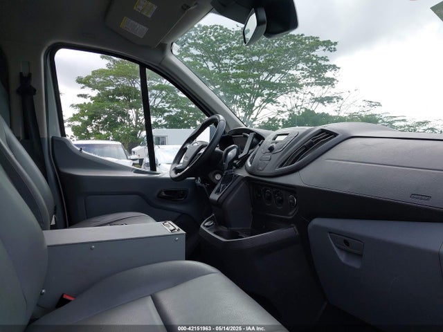 1FTYR1YM9JKB43850 Ford Transit-250