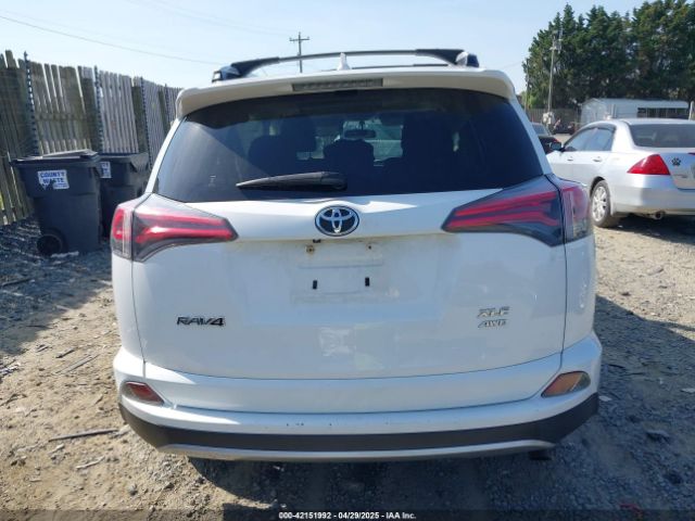 JTMRFREVXGJ061164 Toyota Rav4 Xle
