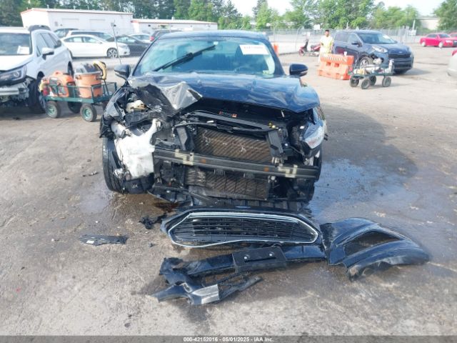 3FA6P0HD3GR111090 Ford FUSION SE