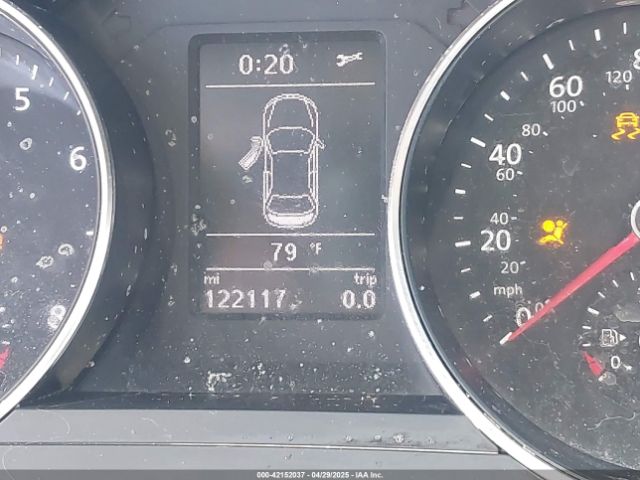 3VWDB7AJ7JM228990 Volkswagen Jetta 1.4t Se/1.4t Wolfsburg Edition