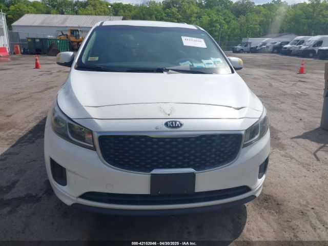 KNDMB5C11H6270103 KIA SEDONA LX