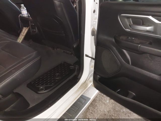 2021 RAM 1500 1C6RREFT1MN646966 Photo 7