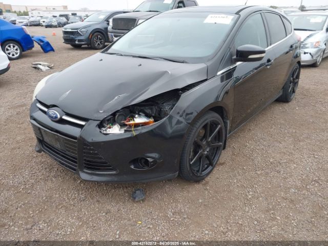 1FADP3N28EL110881 Ford Focus Titanium