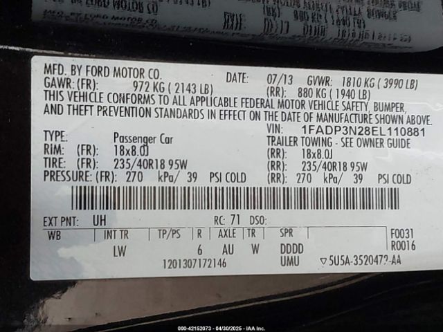 1FADP3N28EL110881 Ford Focus Titanium