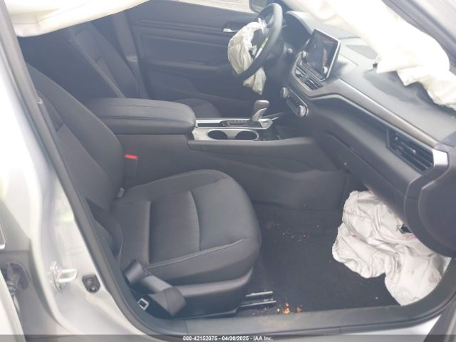 1N4BL4DV8RN427073 Nissan Altima Sv Fwd