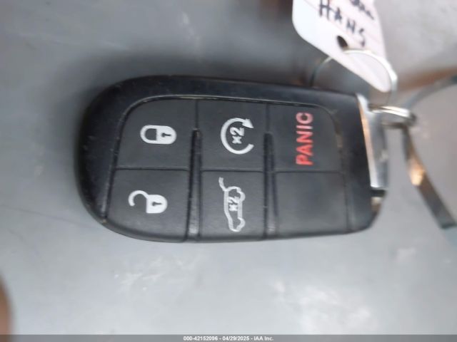 1C4RJFBG9GC450742 Jeep Grand Cherokee Limited 75th Anniversary