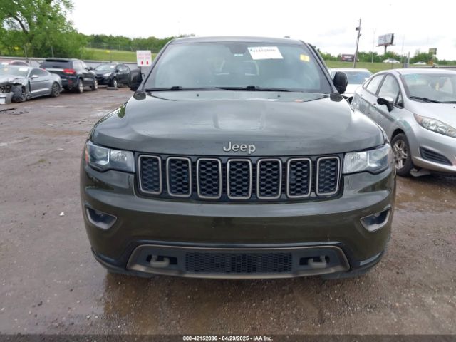 1C4RJFBG9GC450742 Jeep Grand Cherokee Limited 75th Anniversary