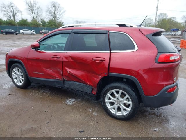 1C4PJLCB8GW297682 Jeep Cherokee Latitude