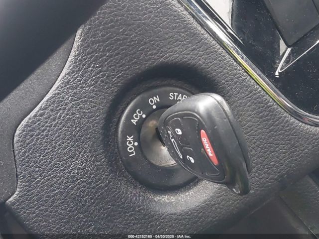 1C3CCBBB6EN112119 Chrysler 200 Touring