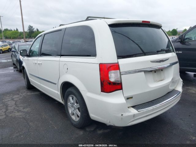 2013 CHRYSLER TOWN & COUNTRY 2C4RC1BG7DR629829 Photo 2