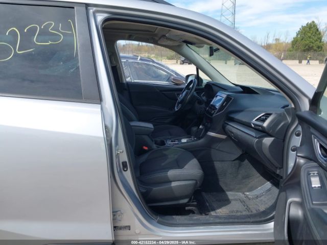 JF2SKAGC0LH556504 Subaru Forester Premium