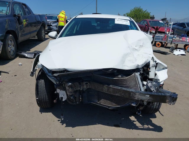 3KPF24AD1ME309812 KIA mpi nu