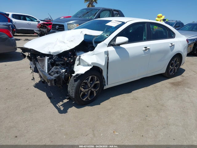 3KPF24AD1ME309812 KIA mpi nu