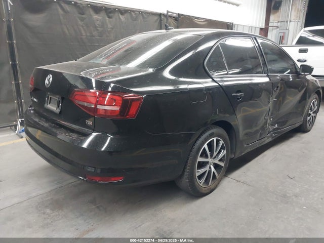 3VWD67AJ9GM261972 Volkswagen 2016