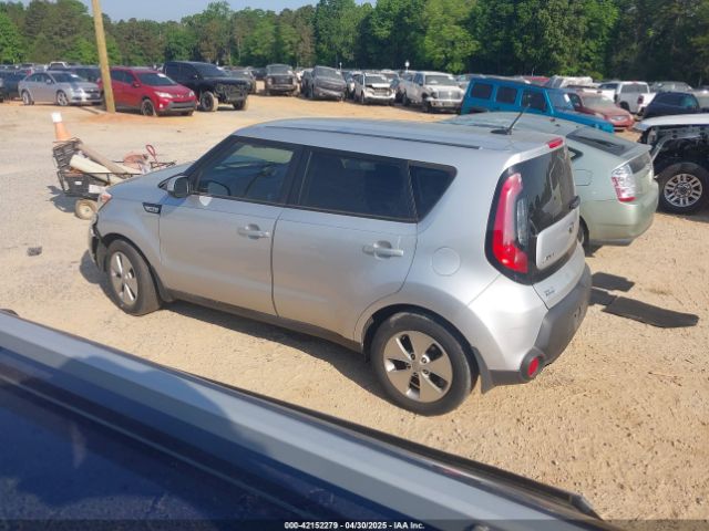 KNDJN2A21G7841988 KIA Soul