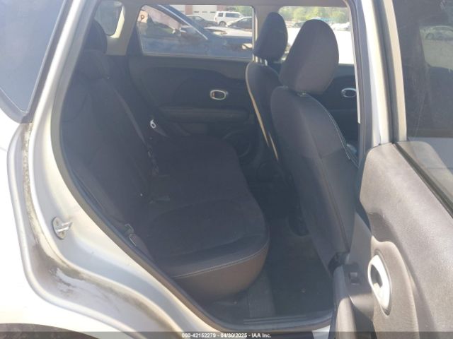KNDJN2A21G7841988 KIA Soul