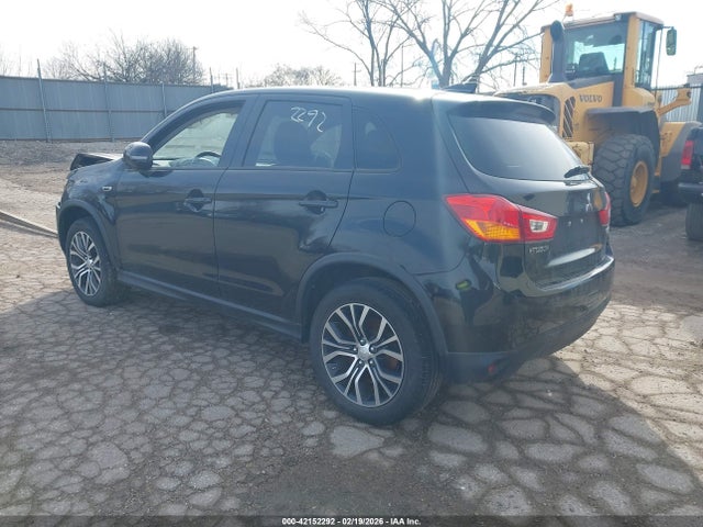 2017 MITSUBISHI OUTLANDER SPORT JA4AP3AUXHZ003850 Photo 2