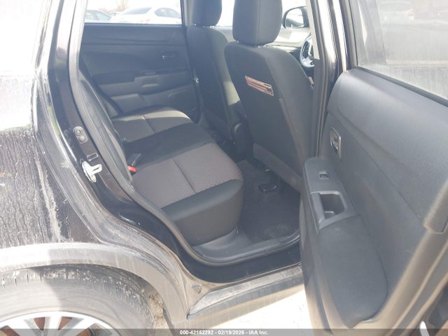 2017 MITSUBISHI OUTLANDER SPORT JA4AP3AUXHZ003850 Photo 7