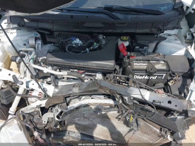 KNMAT2MT6HP583155 Nissan ROGUE SV
