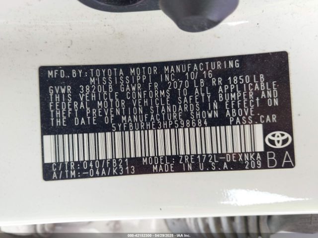 5YFBURHE3HP598684 Toyota COROLLA LE