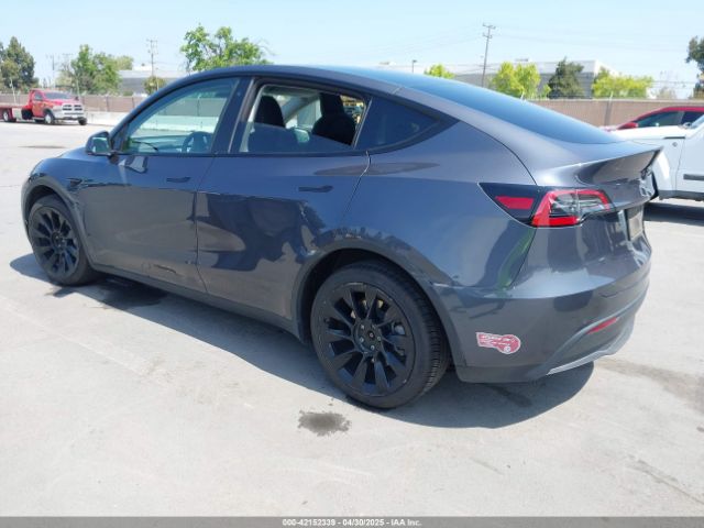 7SAYGDEE3NF422205 Tesla Model Y Long Range Dual Motor All-wheel Drive