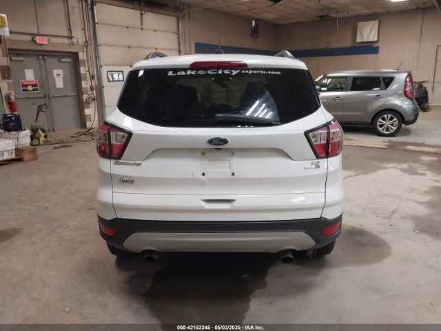 1FMCU9GD1HUD54625 Ford ESCAPE SE