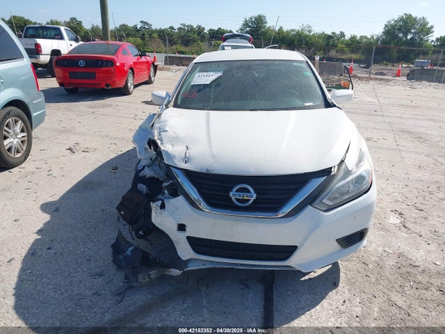 1N4AL3AP3JC220649 Nissan Altima 2.5 S