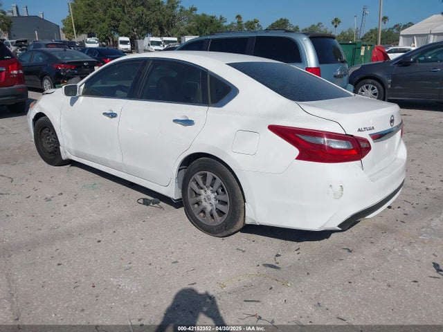 1N4AL3AP3JC220649 Nissan Altima 2.5 S