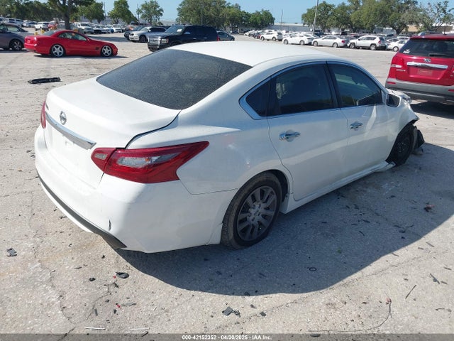 1N4AL3AP3JC220649 Nissan Altima 2.5 S