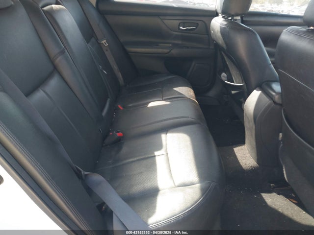 1N4AL3AP3JC220649 Nissan Altima 2.5 S