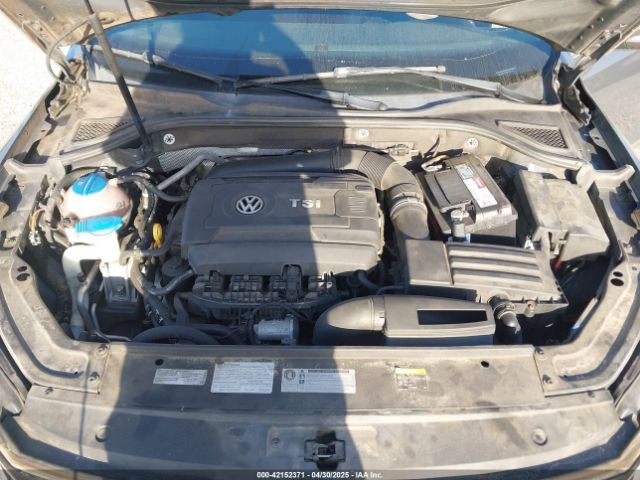 1VWDT7A32HC008327 Volkswagen Passat 1.8t R-line