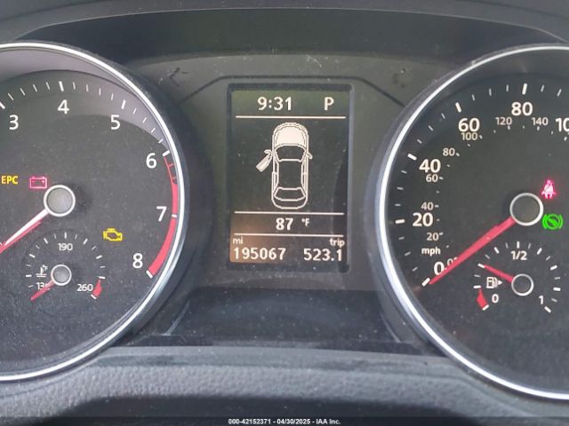 1VWDT7A32HC008327 Volkswagen Passat 1.8t R-line