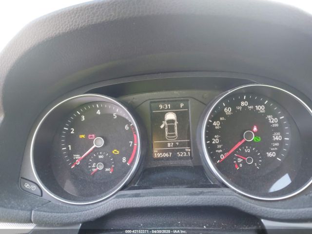 1VWDT7A32HC008327 Volkswagen Passat 1.8t R-line