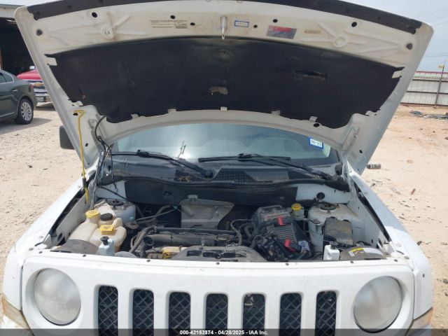 1C4NJPBAXED547553 Jeep Patriot Sport