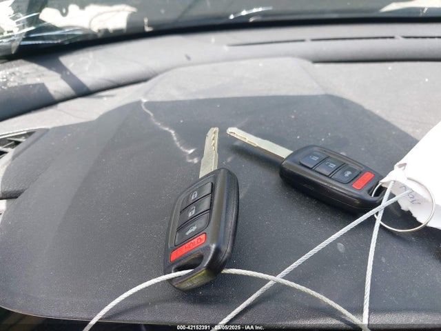 Honda Civic Lx 2018 2HGFC2F53JH560402 Image 11