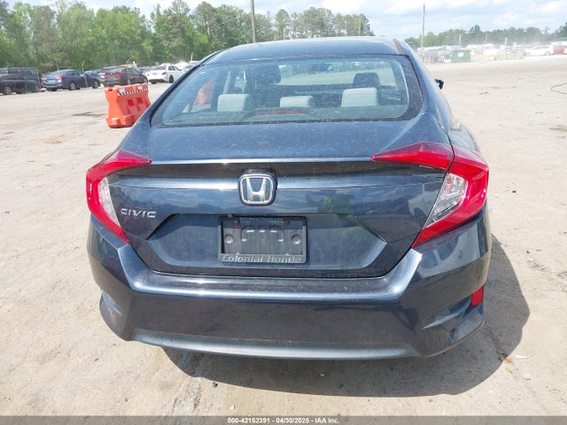 Honda Civic Lx 2018 2HGFC2F53JH560402 Image 16