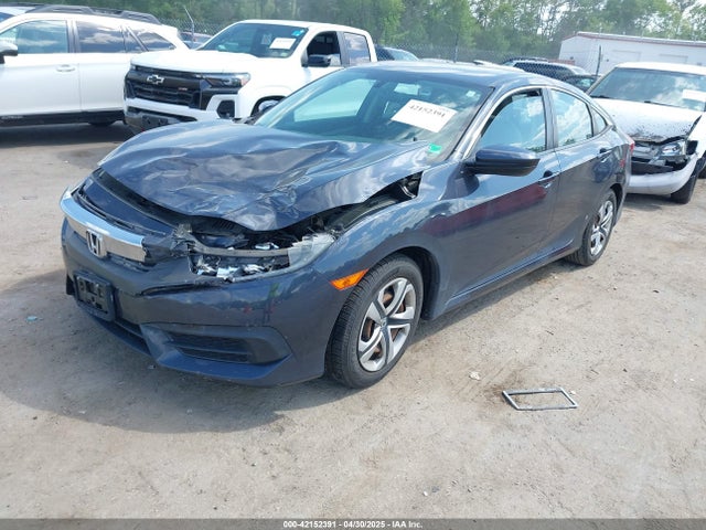 Honda Civic Lx 2018 2HGFC2F53JH560402 Image 2