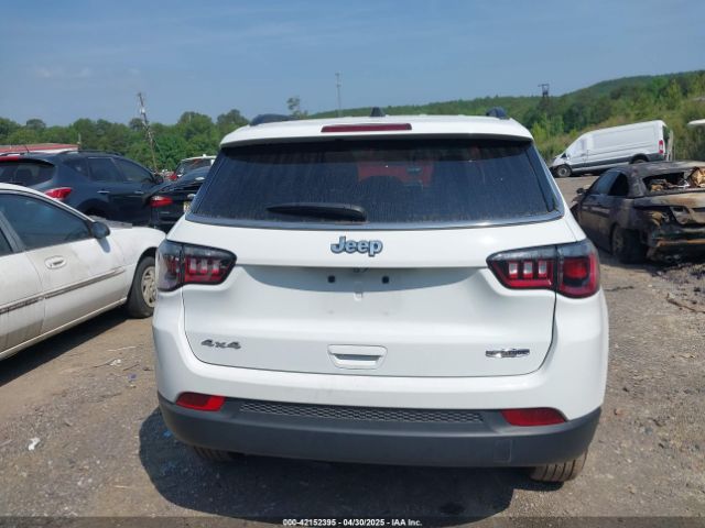 3C4NJDBN4RT124422 Jeep Compass Latitude 4x4