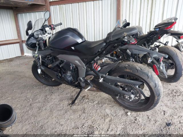 2025 TRIUMPH MOTORCYCLE DAYTONA SMTL23UF9STBU2408 Photo 2