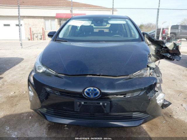 JTDKARFU5H3045014 Toyota Prius