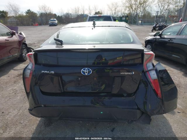 JTDKARFU5H3045014 Toyota Prius