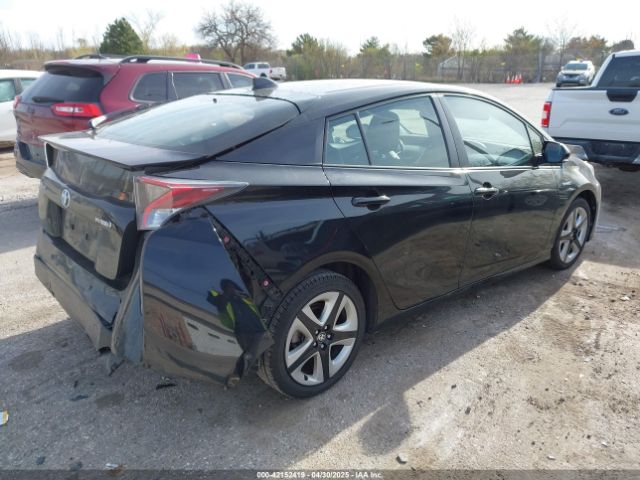 JTDKARFU5H3045014 Toyota Prius