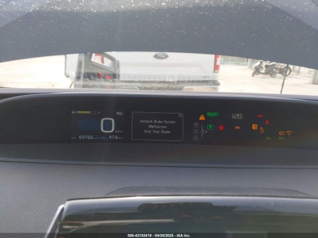 JTDKARFU5H3045014 Toyota Prius