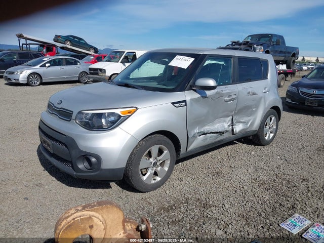 KNDJN2A28J7561198 KIA g